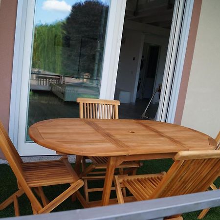 Charme Lake Loft Ispra Luaran gambar