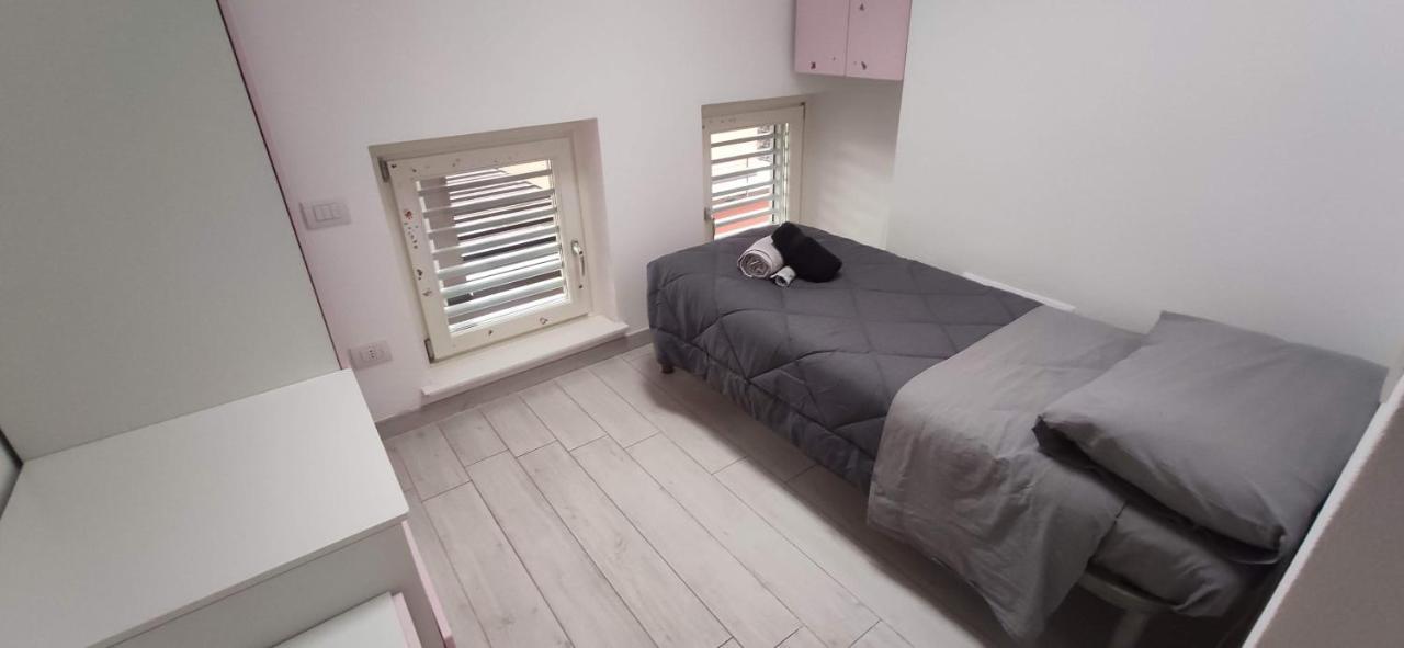 Charme Lake Loft Ispra Luaran gambar