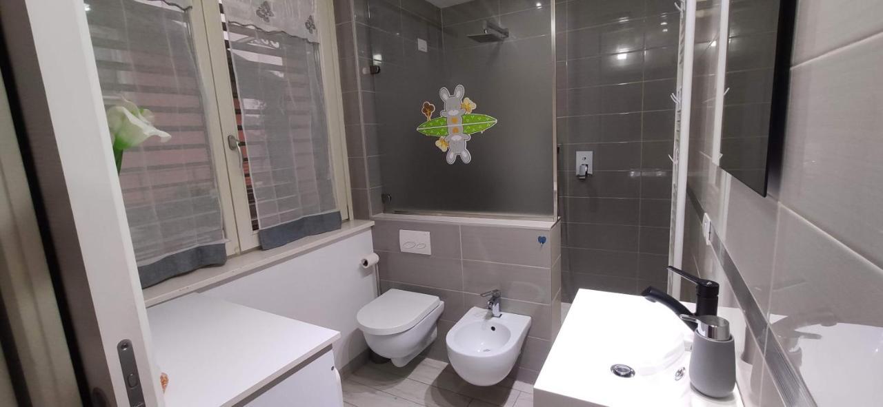 Charme Lake Loft Ispra Luaran gambar