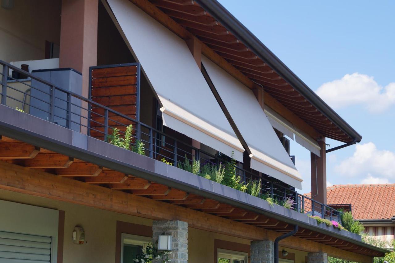 Charme Lake Loft Ispra Luaran gambar